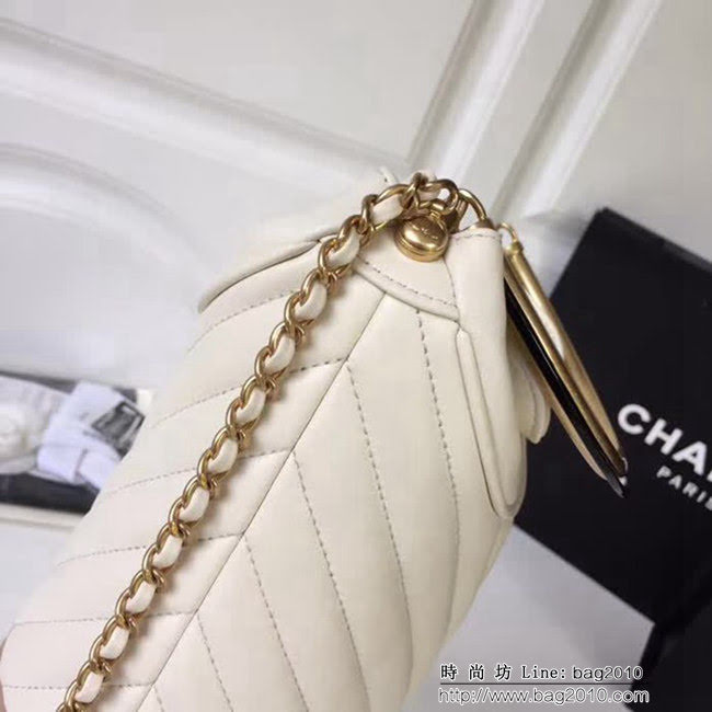 香奈兒CHANEL白色Chanel A57861 2018早秋Paris-Hamburg復古風小羊皮水桶包鏈條包DSC1486